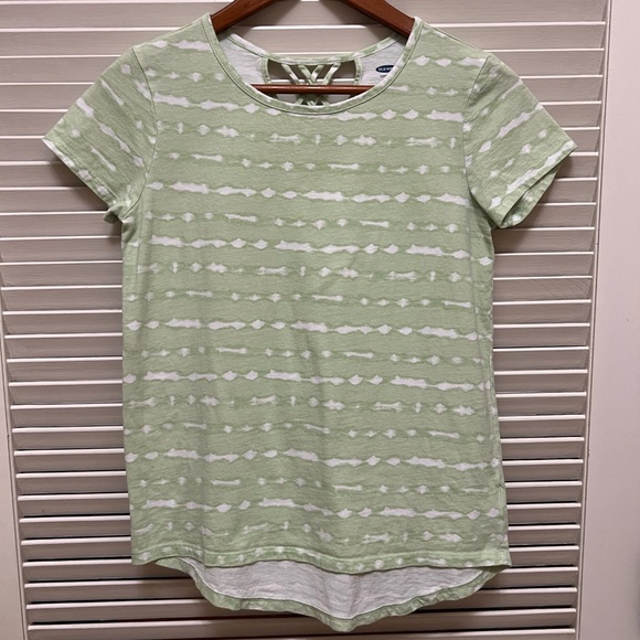 Old Navy Softest Tee Shirt in Tie-Dye Green - Picture 9 of 9